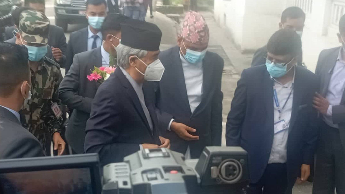 Prime Minister Deuba and leaders at Election Commission